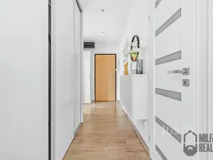 Prodej bytu 3+kk, Liberec, Podzimní, 67 m2