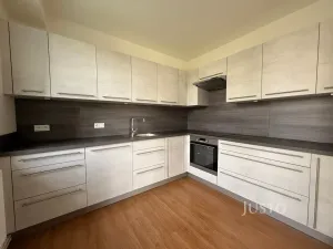 Pronájem bytu 3+1, Jablonec nad Nisou, Stavbařů, 79 m2