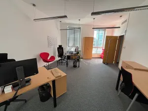 Pronájem kanceláře, České Budějovice, Fráni Šrámka, 250 m2