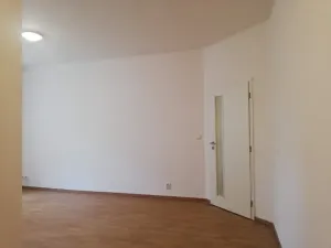 Pronájem bytu 2+1, Praha - Bubeneč, U zeměpisného ústavu, 45 m2