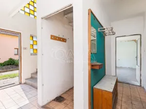 Prodej rodinného domu, Pečky - Velké Chvalovice, Dlouhá, 170 m2