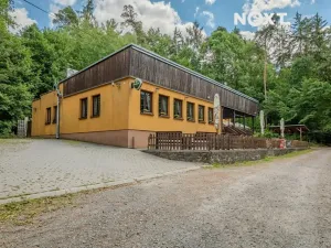 Prodej apartmánu, Račice-Pístovice, 304 m2