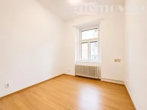 Prodej bytu 3+1, Praha - Libeň, Heydukova, 80 m2