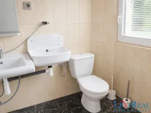 Prodej vícegeneračního domu, Praha - Modřany, Povodňová, 160 m2