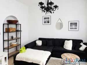 Prodej vícegeneračního domu, Praha - Modřany, Povodňová, 160 m2