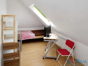 Prodej vícegeneračního domu, Praha - Modřany, Povodňová, 160 m2