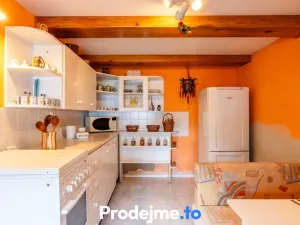 Prodej rodinného domu, Hluboké Mašůvky, 96 m2