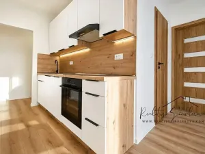 Prodej bytu 2+1, Přerov, Osmek, 52 m2