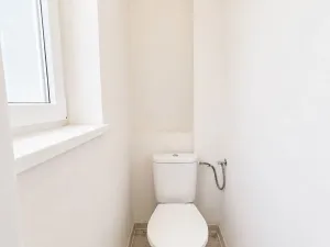Pronájem bytu 2+1, Karlovy Vary - Stará Role, Závodu míru, 65 m2