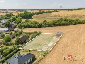 Prodej pozemku pro bydlení, Hromnice - Planá, 2039 m2