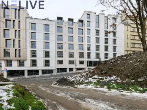 Pronájem bytu 1+kk, Praha, Krymská, 36 m2