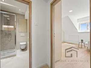 Pronájem bytu 2+kk, Praha - Nusle, U křížku, 36 m2