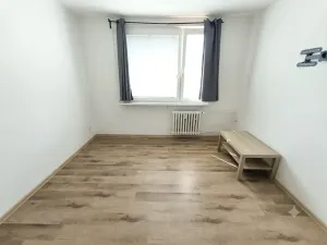 Pronájem bytu 1+kk, Chlumec, Zákoutí, 19 m2
