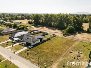 Prodej pozemku pro bydlení, Cvrčovice, 726 m2