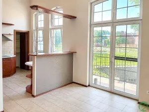 Pronájem skladu, Praha - Písnice, Putimská, 1500 m2