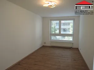Pronájem bytu 3+kk, Praha - Vysočany, Kabešova, 82 m2