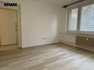 Pronájem bytu 2+1, Třebíč - Týn, Kmochova, 48 m2