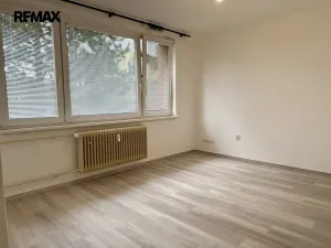 Pronájem bytu 2+1, Třebíč - Týn, Kmochova, 48 m2