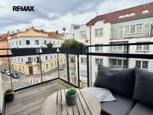 Pronájem bytu 3+kk, Praha - Libeň, Na sypkém, 70 m2