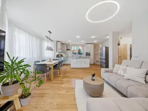 Prodej rodinného domu, Hlušovice, U Potoka, 161 m2