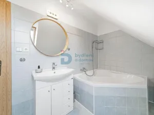 Prodej rodinného domu, Hlušovice, U Potoka, 161 m2