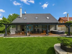 Prodej rodinného domu, Hlušovice, U Potoka, 161 m2