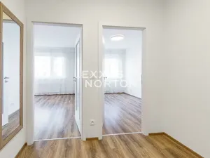 Pronájem bytu 2+kk, Praha - Kbely, Sedlářova, 52 m2