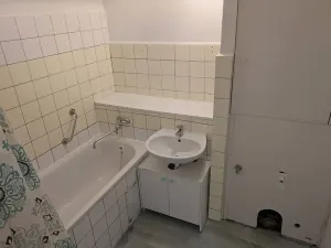 Prodej bytu 3+1, Opava, Edvarda Beneše, 74 m2