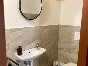 Pronájem bytu 2+kk, Praha - Košíře, Vrchlického, 46 m2