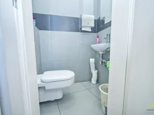 Prodej kanceláře, Břeclav, Národních hrdinů, 156 m2