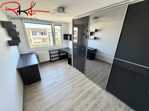 Prodej bytu 4+kk, Praha - Černý Most, Generála Janouška, 100 m2