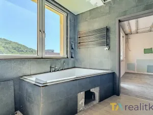 Prodej bytu 4+kk, Třinec, Sosnová, 77 m2