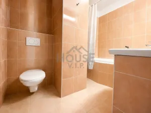 Prodej bytu 1+kk, Praha, Peroutkova, 34 m2