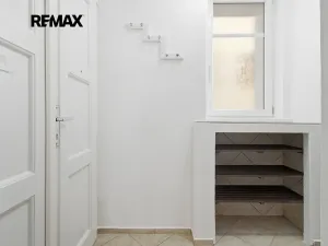 Pronájem bytu 2+kk, Plzeň, Koterovská, 36 m2