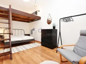 Pronájem bytu 3+kk, Praha, Slezská, 71 m2