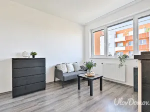 Prodej bytu 1+kk, Praha - Kyje, Farkašova, 39 m2