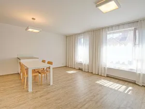 Pronájem bytu 2+kk, Praha - Vršovice, Donská, 70 m2
