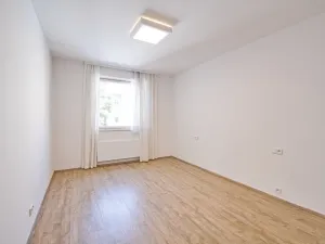 Pronájem bytu 2+kk, Praha - Vršovice, Donská, 70 m2