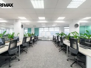 Pronájem kanceláře, Praha - Vysočany, Kolbenova, 2800 m2