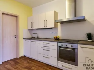 Pronájem bytu 1+kk, Olomouc, Sokolovská, 51 m2
