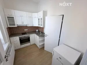 Prodej bytu 2+1, Praha - Karlín, Pernerova, 60 m2