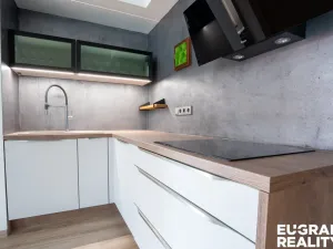 Prodej bytu 2+kk, Praha - Sedlec, Kamýcká, 57 m2