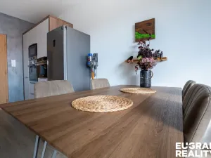 Prodej bytu 2+kk, Praha - Sedlec, Kamýcká, 57 m2
