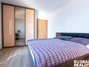 Prodej bytu 2+kk, Praha - Sedlec, Kamýcká, 57 m2