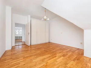 Pronájem rodinného domu, Praha - Břevnov, Pětipeského, 160 m2