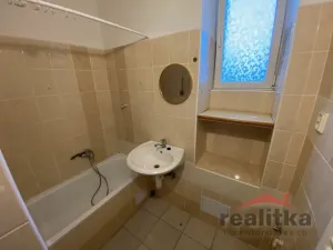 Pronájem bytu 2+1, Opava - Předměstí, Horovo náměstí, 64 m2