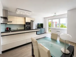Pronájem bytu 3+kk, Jesenice, V Roháči I., 65 m2