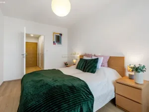 Prodej bytu 2+kk, Praha - Černý Most, Generála Janouška, 46 m2