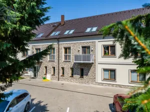 Prodej bytu 2+kk, Milešovice, 65 m2
