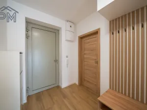 Prodej bytu 2+kk, Milešovice, 65 m2
